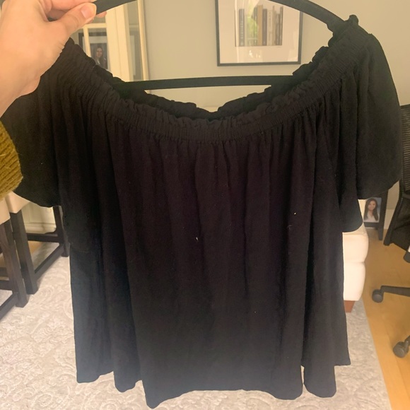Aritzia Wilfred Off-the-Shoulder Black Blouse - Picture 6 of 9